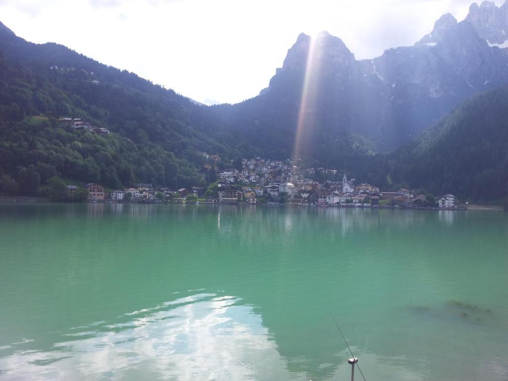 Appartamenti Chalet Al Lago Alleghe Δωμάτιο φωτογραφία